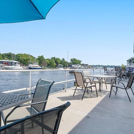 Waterside Suites Saugatuck Buitenkant foto