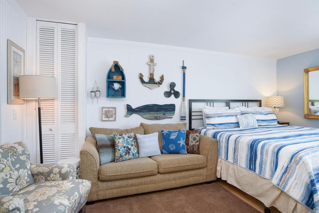Waterside Suites Saugatuck Buitenkant foto