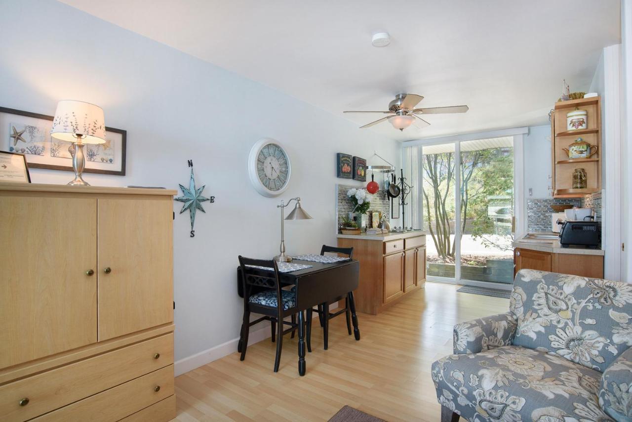 Waterside Suites Saugatuck Buitenkant foto