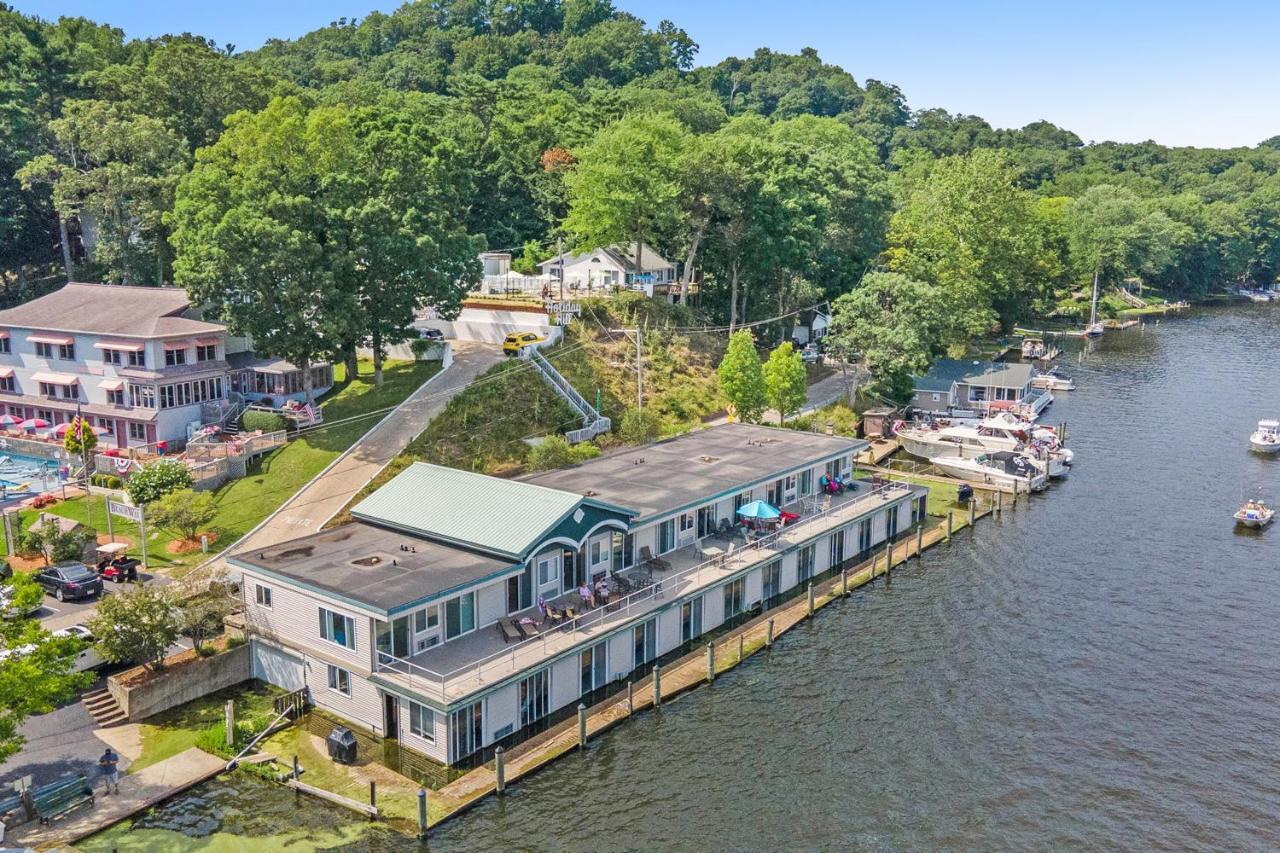 Waterside Suites Saugatuck Buitenkant foto